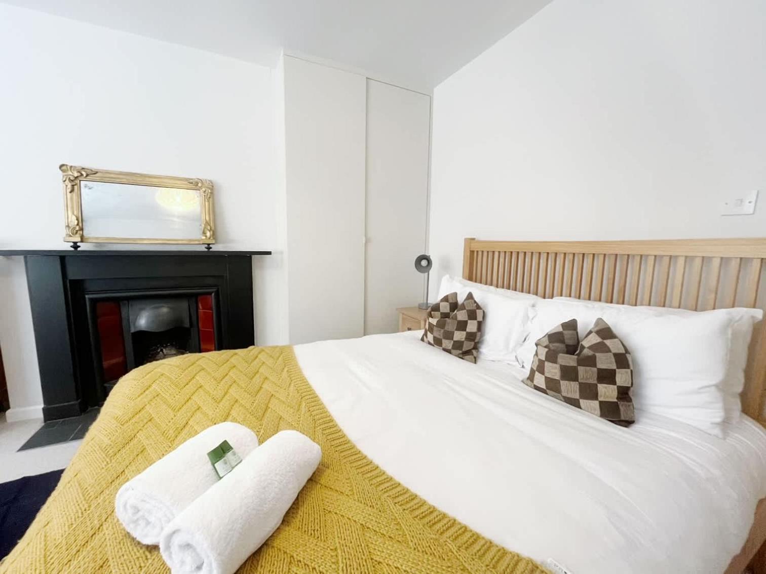 Unique & Homely Suite With Own Access Bristol Dış mekan fotoğraf